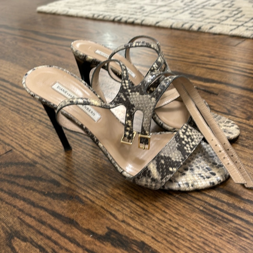 Diane Von Furstenberg Sandals